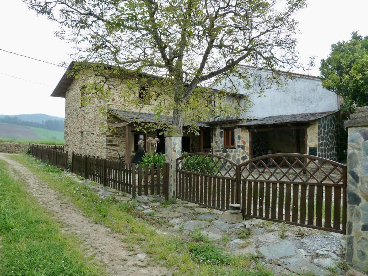 Casita Feliz Entre Montanas Y Cerca Del Mar Trabada Exterior foto